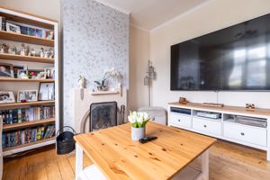 Lounge- click for photo gallery